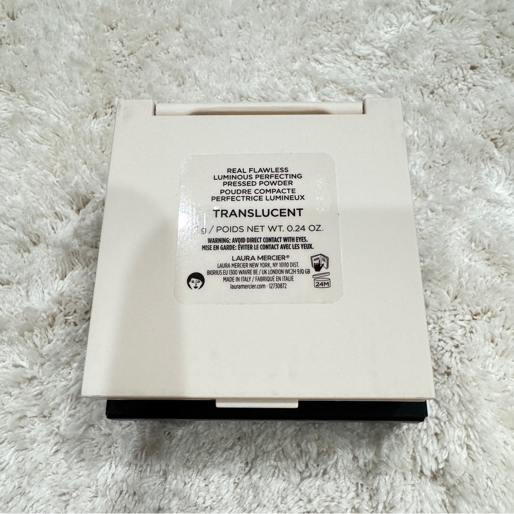 Laura Mercier Real Flawless Luminous Perfecting Pressed Powder - Picture 3 of 12